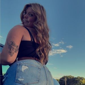 Meet your Posher, Linda